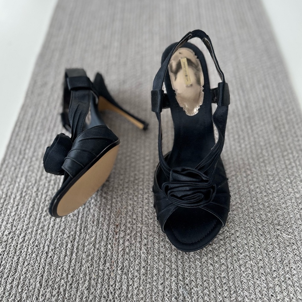 MAX STUDIO Black Satin Slingback Heels with Rosette Detail Size 9